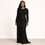 فستان طويل أسود بتصميم انسيابي ضيق بأكمام طويلة وقماش مطاطي لامع