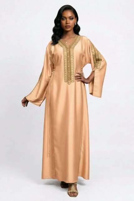 جلابية سلطانة الأناضول باللون المشمشي مع تطريز عثماني فاخر وتصميم أنيق مستوحى من الأزياء العثمانية